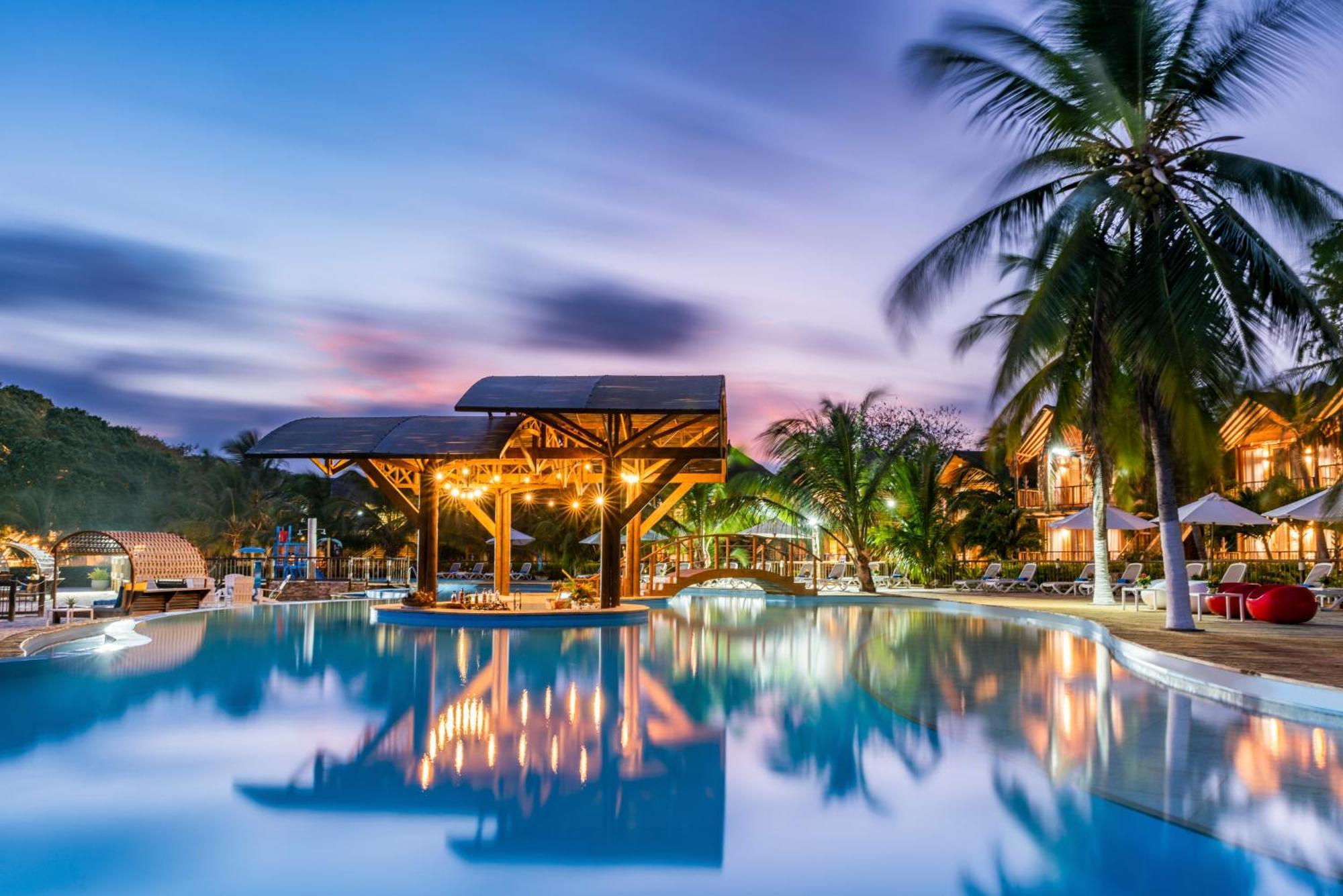 Hotel Isla Del Encanto Бару Екстер'єр фото